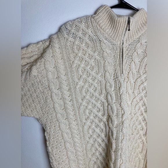 Orvis Fisherman Sweater Mens L Ivory 100% Wool Cable Chunky Knit Made in Ireland - Picture 3 of 12